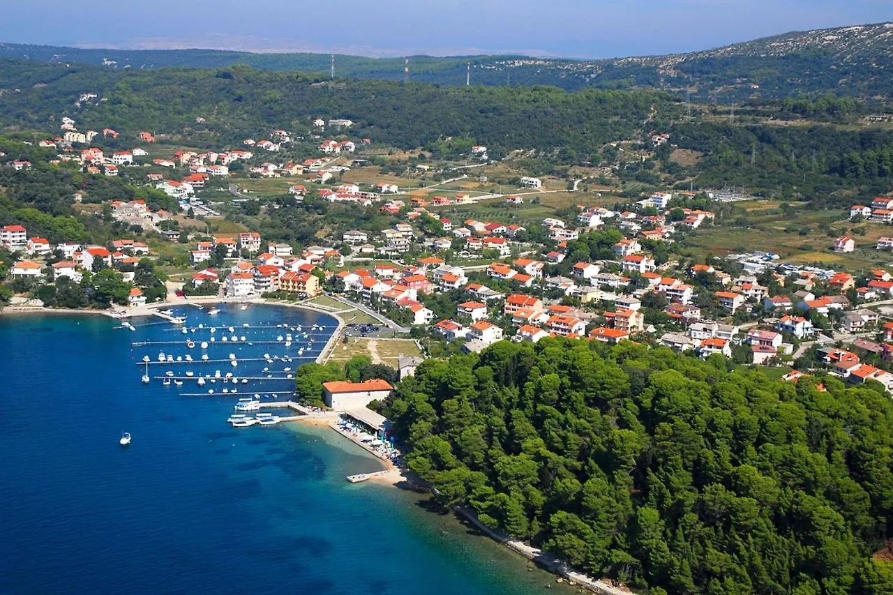 Double Room Palit 5061A 3*,  Croatia